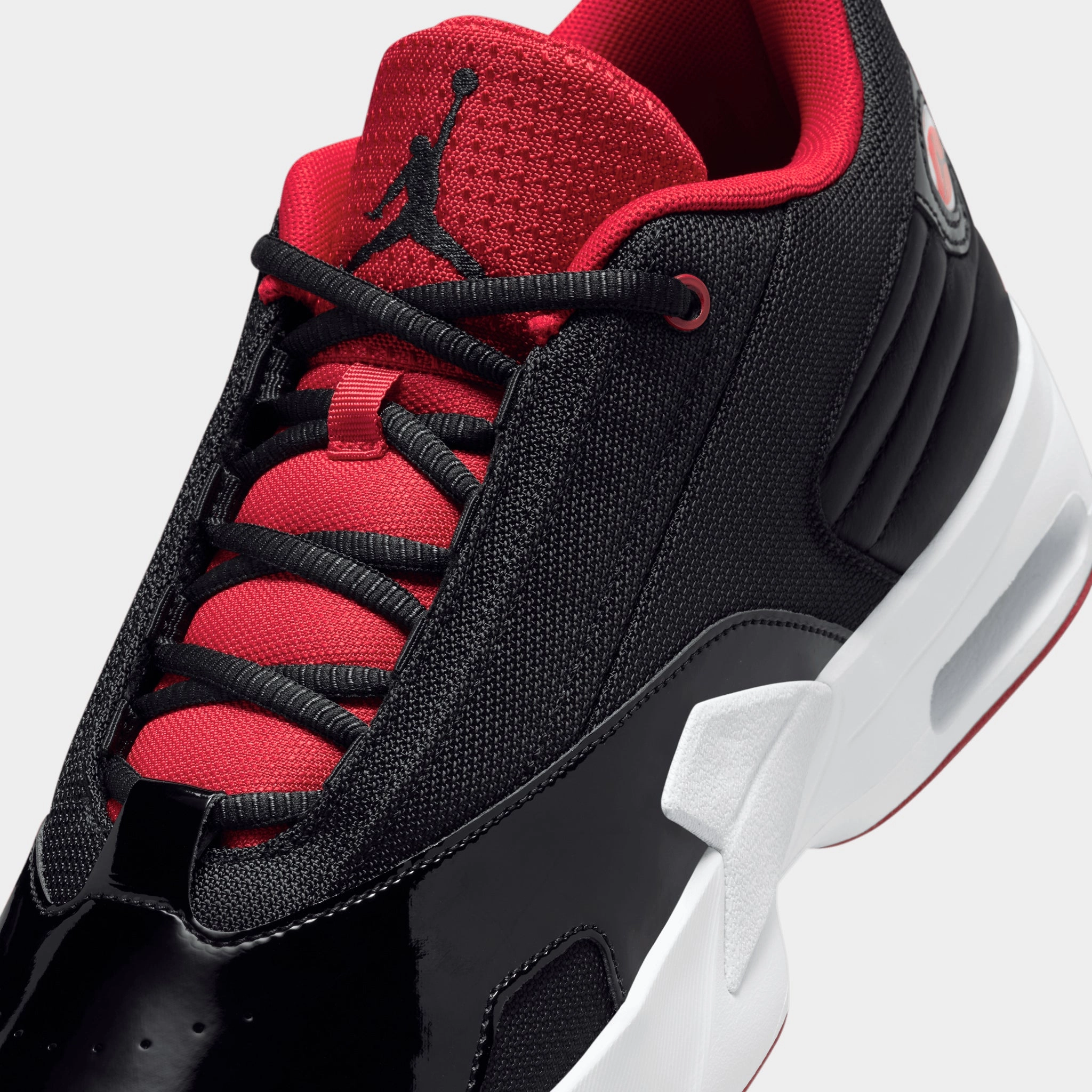 Jordan Max Aura 6 Black / Gym Red - White